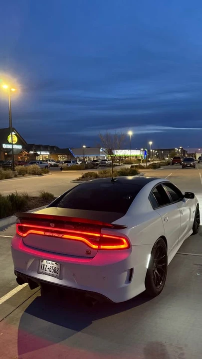 2019 Dodge Charger SRT & 392 7th Gen - Image 4 of 8