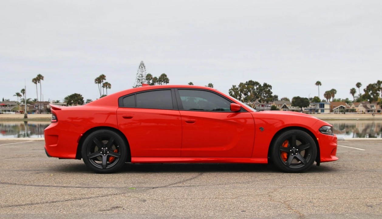 2019 Dodge Charger SRT Hellcat 7th Gen - Image 29 of 31