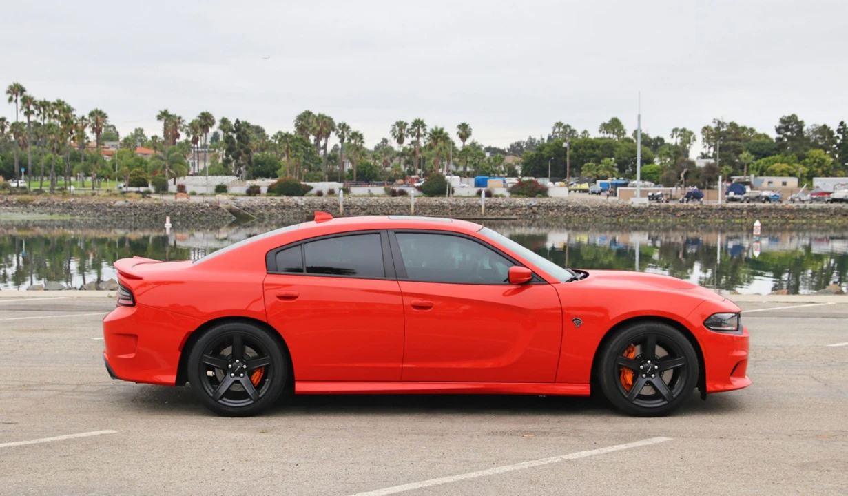 2019 Dodge Charger SRT Hellcat 7th Gen - Image 28 of 31