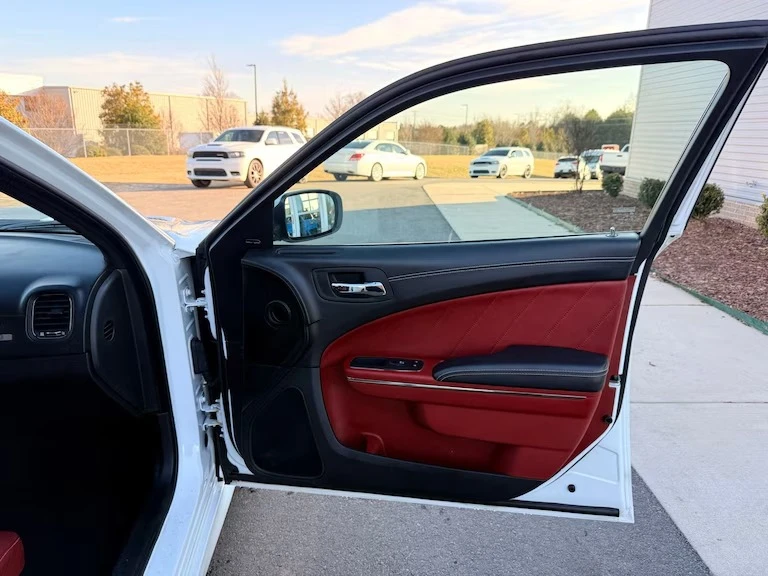 2019 Dodge Charger SRT Hellcat 7th Gen - Image 16 of 19