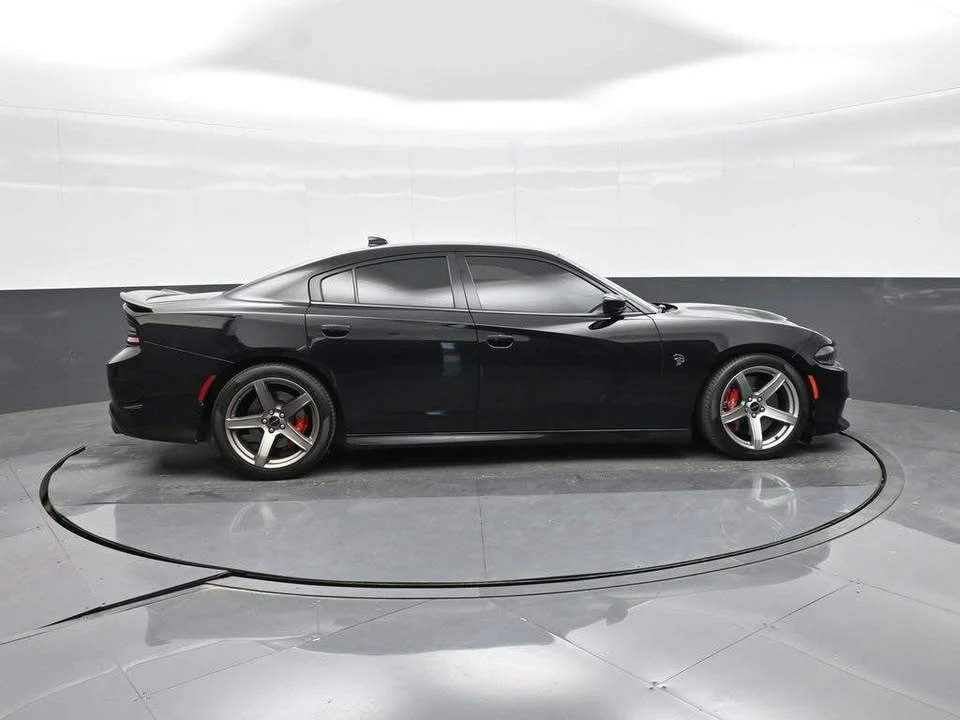 2019 Dodge Charger SRT Hellcat 7th Gen - Image 5 of 10