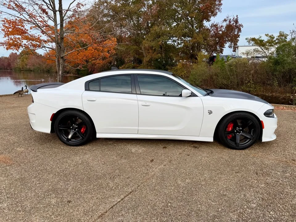 2019 Dodge Charger SRT Hellcat 7th Gen - Image 2 of 19