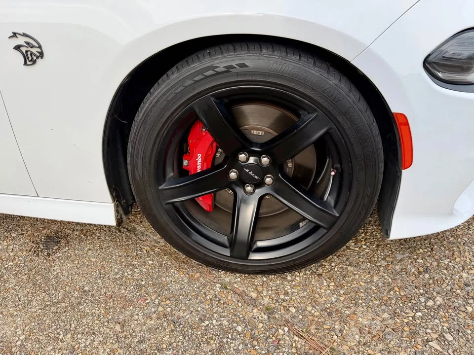 2019 Dodge Charger SRT Hellcat 7th Gen - Image 16 of 19