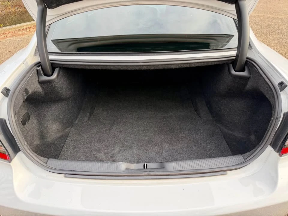 2019 Dodge Charger SRT Hellcat 7th Gen - Image 14 of 19