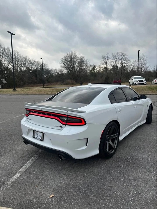 2019 Dodge Charger SRT Hellcat 7th Gen - Image 5 of 17