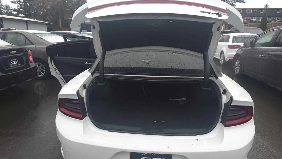 2019 Dodge Charger SRT Hellcat 7th Gen - Image 12 of 19