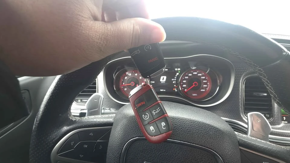 2019 Dodge Charger SRT Hellcat 7th Gen - Image 17 of 19