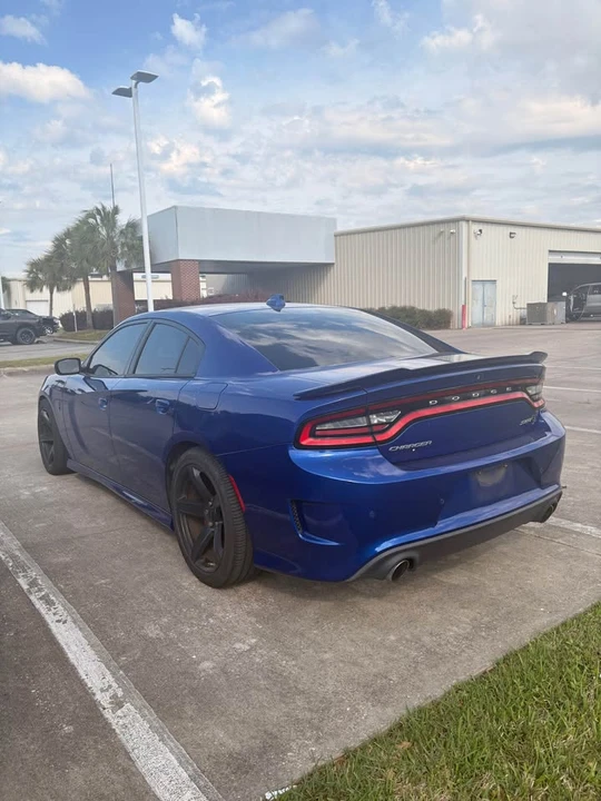 2019 Dodge Charger SRT Hellcat 7th Gen - Image 5 of 10