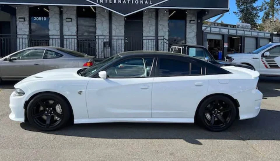 2019 Dodge Charger SRT Hellcat 7th Gen - Image 2 of 12