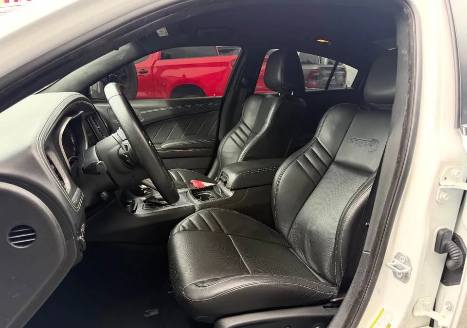 2019 Dodge Charger SRT Hellcat 7th Gen - Image 9 of 17