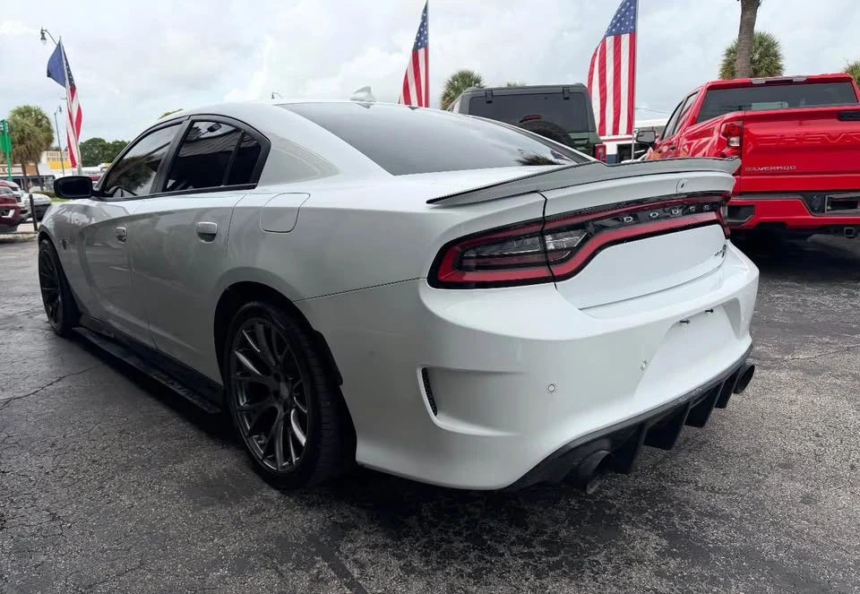 2019 Dodge Charger SRT Hellcat 7th Gen - Image 7 of 17