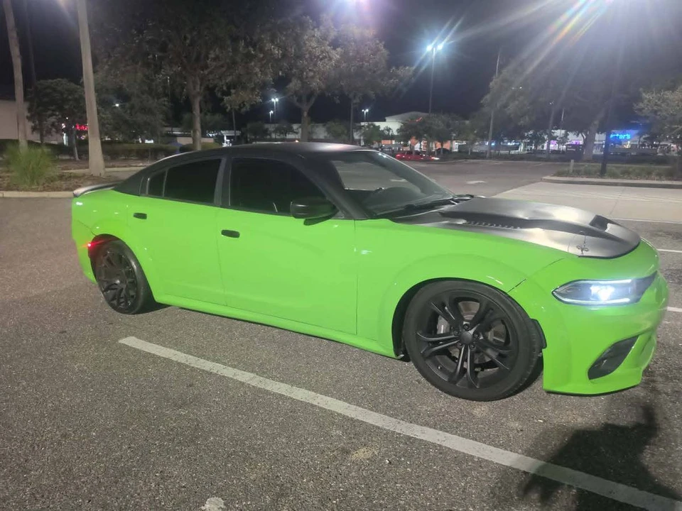 2019 Dodge Charger SRT Hellcat 7th Gen - Image 9 of 16