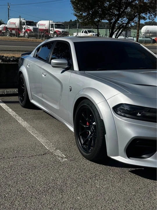 2019 Dodge Charger SRT Hellcat 7th Gen - Image 5 of 19