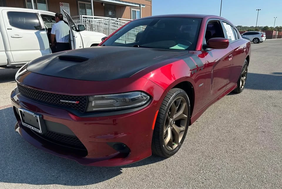 2019 Dodge Charger 7th Gen - Image 2 of 10