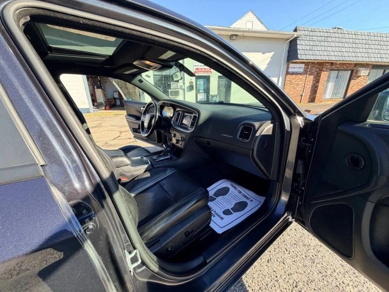 2019 Dodge Charger 7th Gen - Image 5 of 12