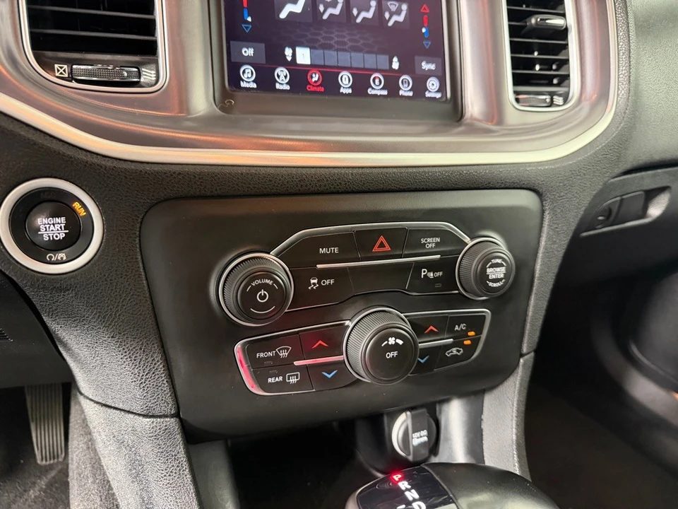 2019 Dodge Charger 7th Gen - Image 16 of 23