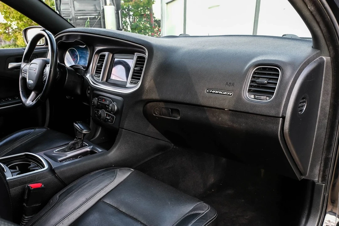 2019 Dodge Charger 7th Gen - Image 16 of 21