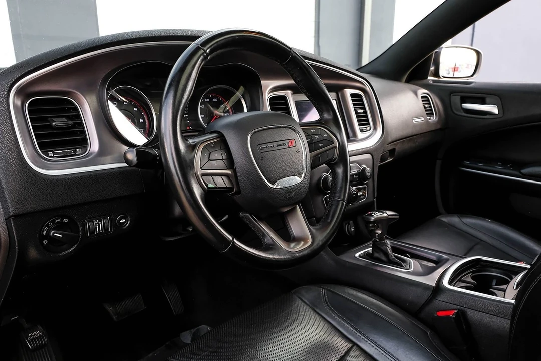 2019 Dodge Charger 7th Gen - Image 4 of 21