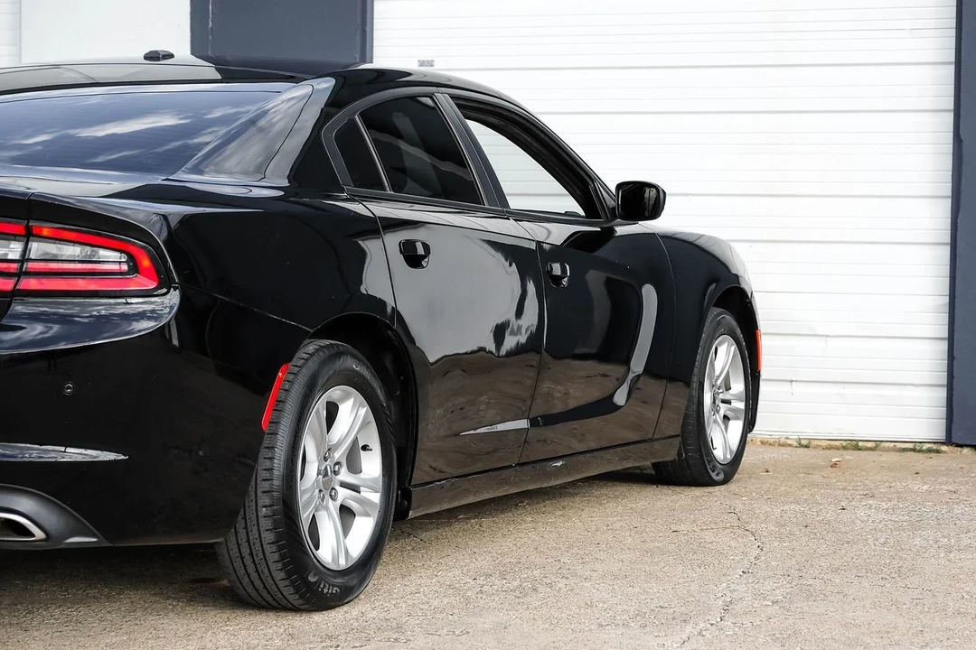 2019 Dodge Charger 7th Gen - Image 13 of 21