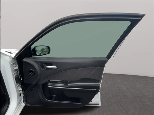 2019 Dodge Charger 7th Gen - Image 15 of 21