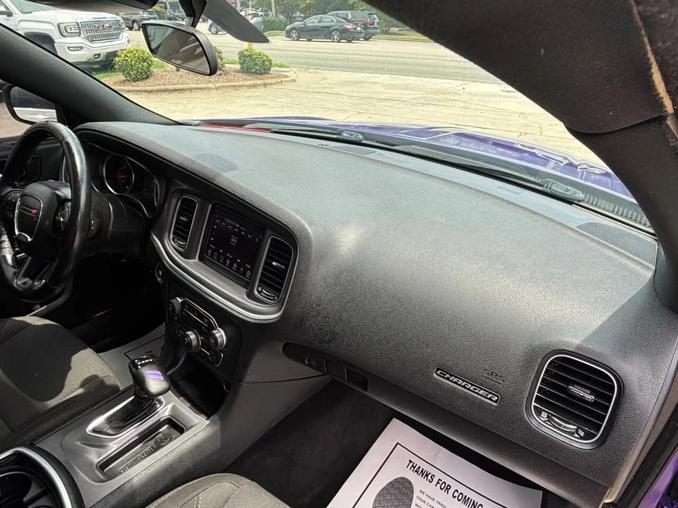 2019 Dodge Charger 7th Gen - Image 9 of 12