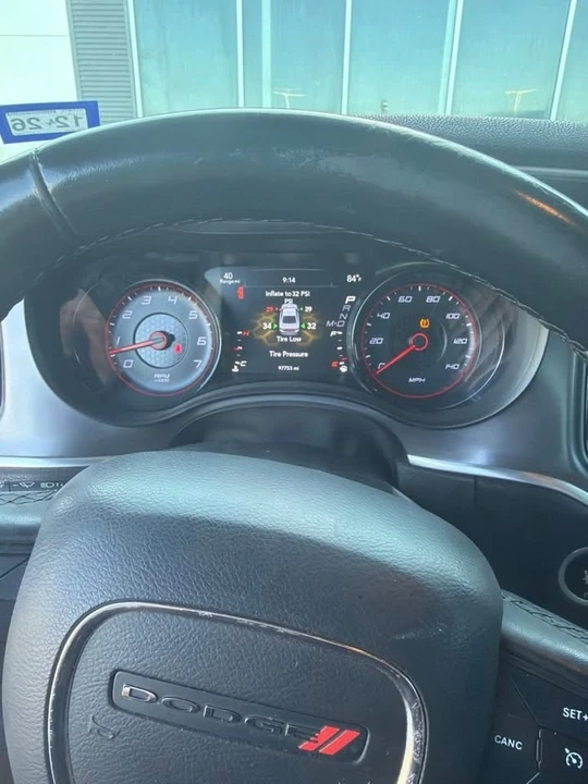 2019 Dodge Charger 7th Gen - Image 9 of 11