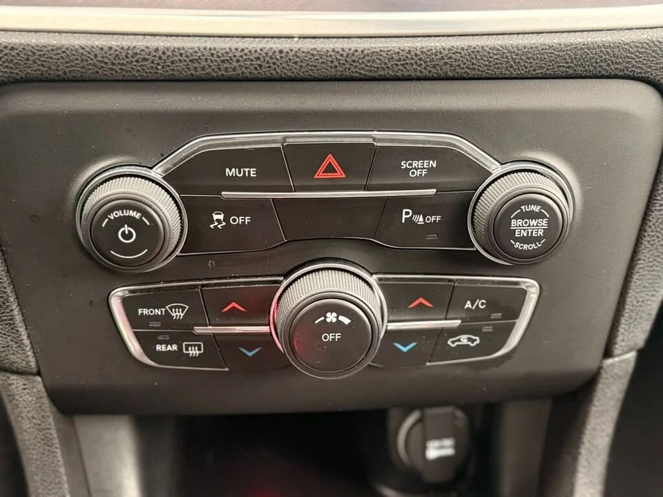 2019 Dodge Charger 7th Gen - Image 12 of 17