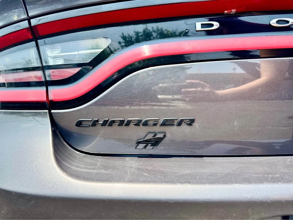 2019 Dodge Charger 7th Gen - Image 13 of 15