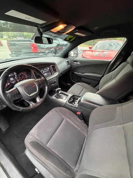 2019 Dodge Charger 7th Gen - Image 4 of 9