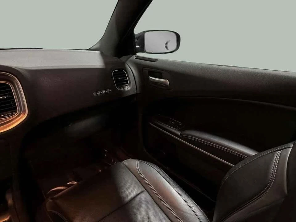 2019 Dodge Charger 7th Gen - Image 11 of 18