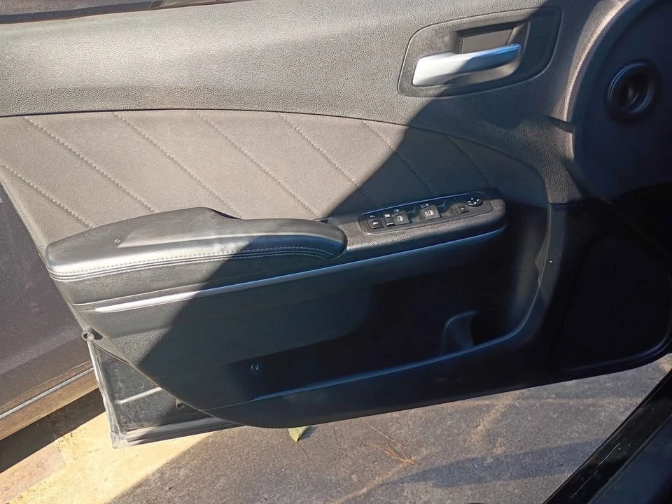 2019 Dodge Charger 7th Gen - Image 3 of 19