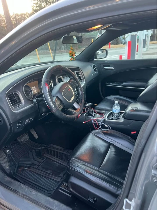 2019 Dodge Charger 7th Gen - Image 5 of 6