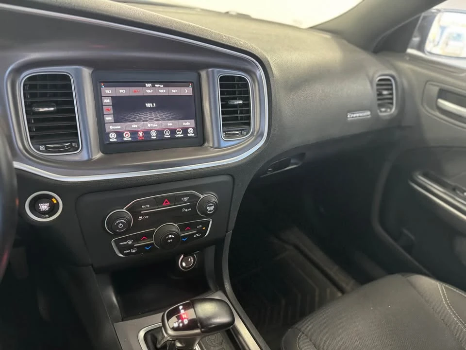 2019 Dodge Charger 7th Gen - Image 16 of 20
