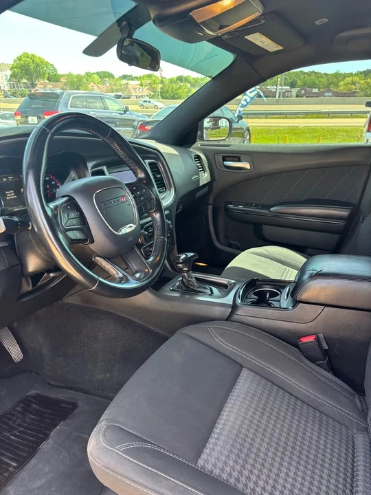 2019 Dodge Charger 7th Gen - Image 5 of 7