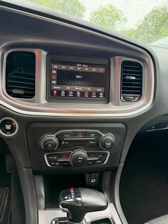 2019 Dodge Charger 7th Gen - Image 13 of 18