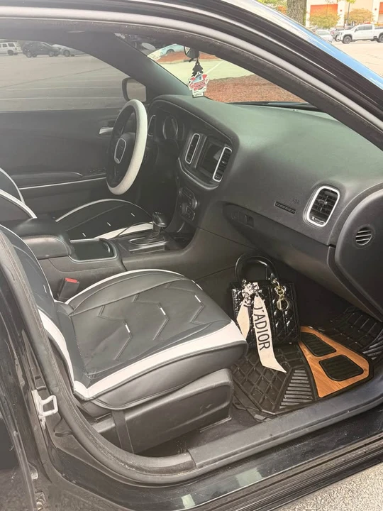 2019 Dodge Charger 7th Gen - Image 10 of 20