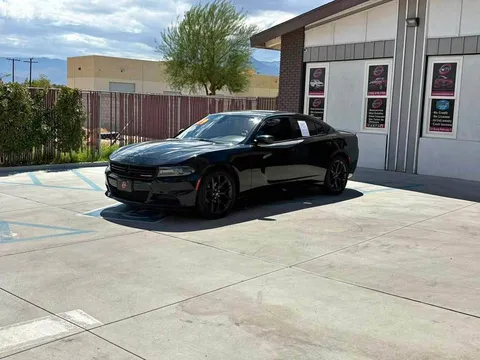 2019 Dodge Charger SXT Sedan 4D
