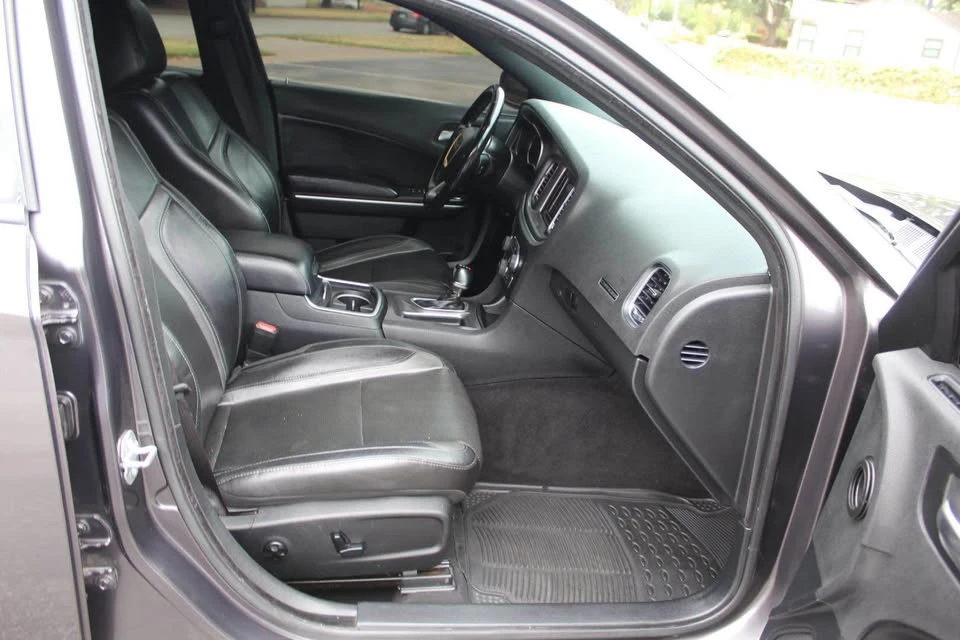 2019 Dodge Charger 7th Gen - Image 13 of 14