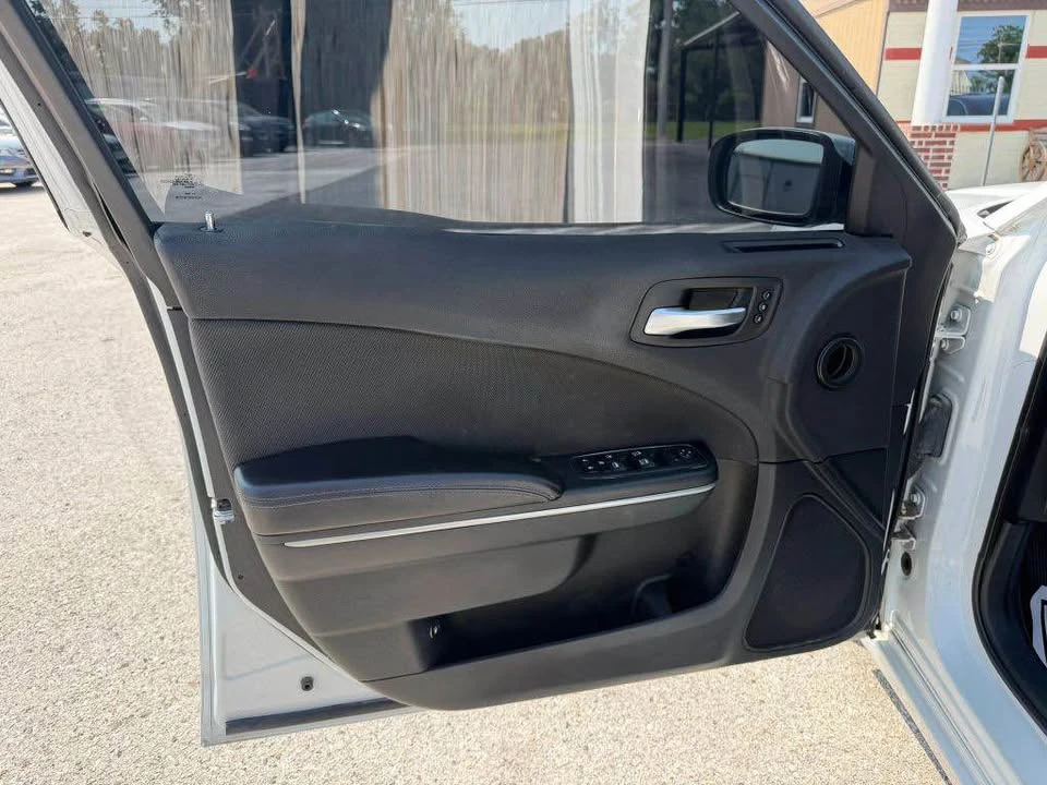 2019 Dodge Charger 7th Gen - Image 11 of 20