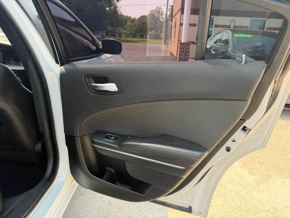 2019 Dodge Charger 7th Gen - Image 15 of 20