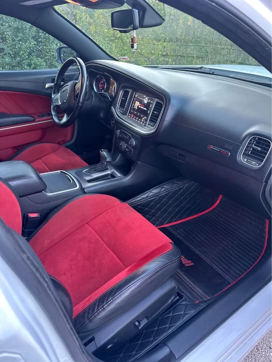 2019 Dodge Charger SRT & 392 7th Gen - Image 5 of 12