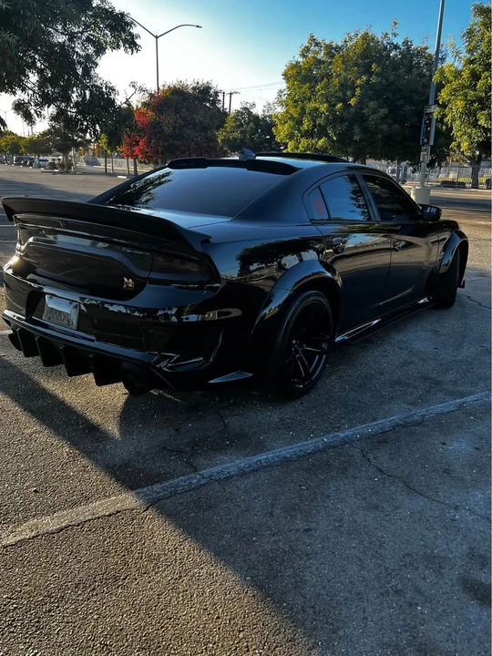2019 Dodge Charger SRT & 392 7th Gen - Image 4 of 5