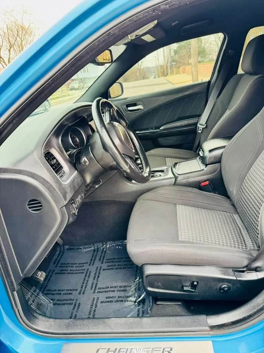 2019 Dodge Charger 7th Gen - Image 14 of 20