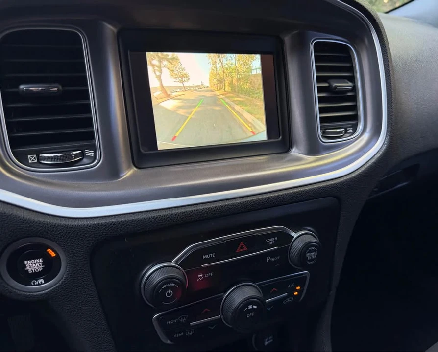 2019 Dodge Charger 7th Gen - Image 6 of 10
