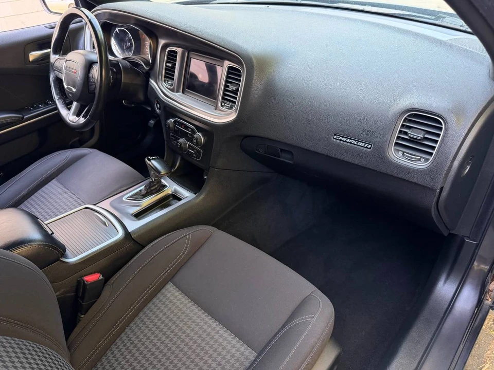 2019 Dodge Charger 7th Gen - Image 3 of 17