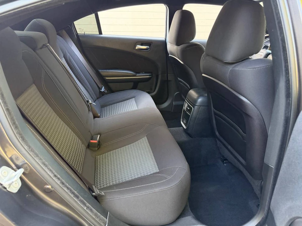 2019 Dodge Charger 7th Gen - Image 9 of 17