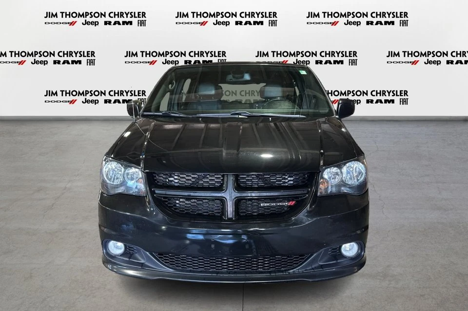 2019 Dodge Caravan - Image 2 of 20
