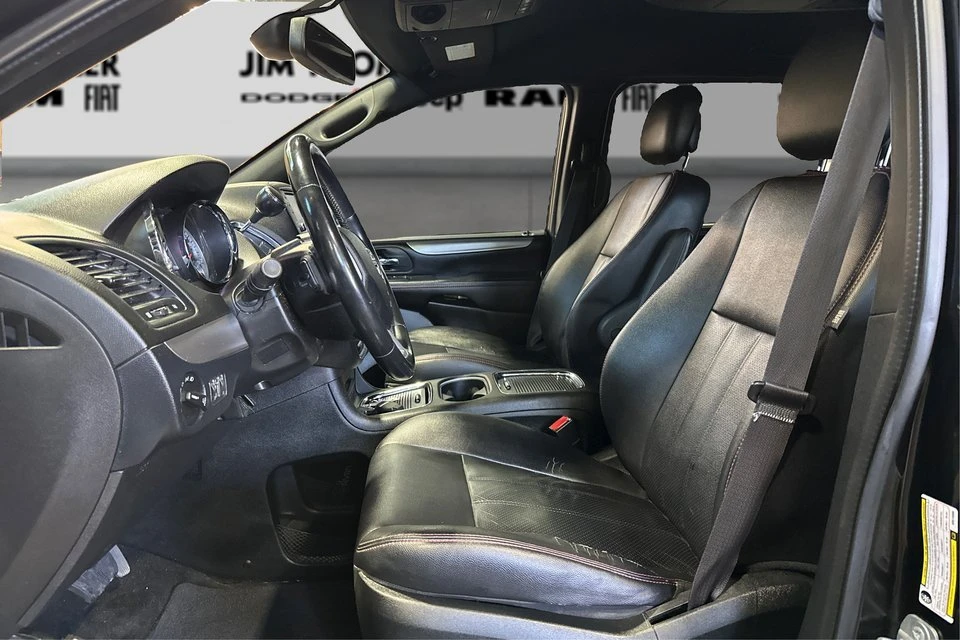 2019 Dodge Caravan - Image 11 of 20
