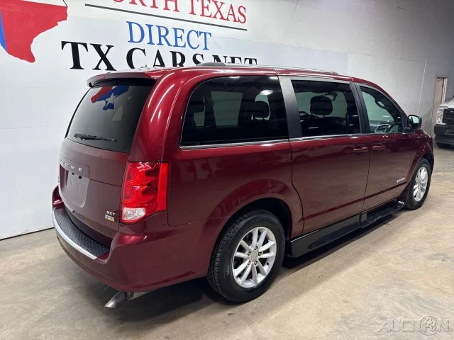 2019 Dodge Caravan - Image 4 of 21
