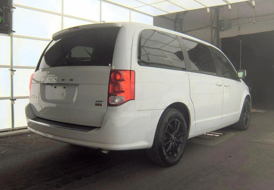 2019 Dodge Caravan - Image 5 of 12